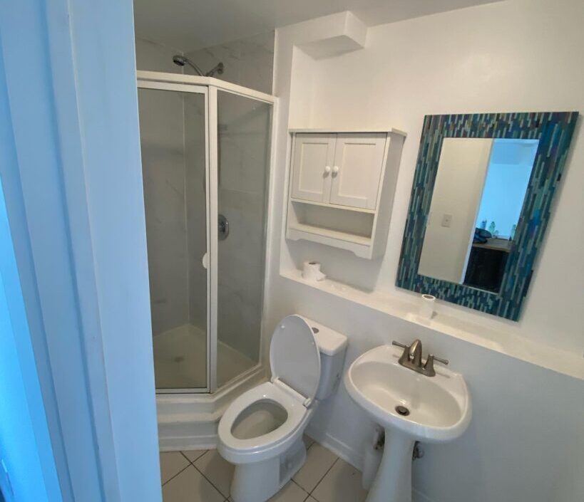 3207230400883609055_22576699655-819x1024